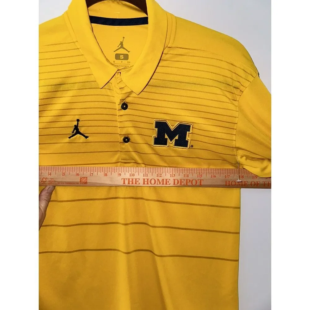 Michigan Wolverines Jordan Nike Short Sleeve Polo Shirt‎ Mens Small Yellow